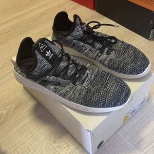 Adidas Pharrell Tennis HU